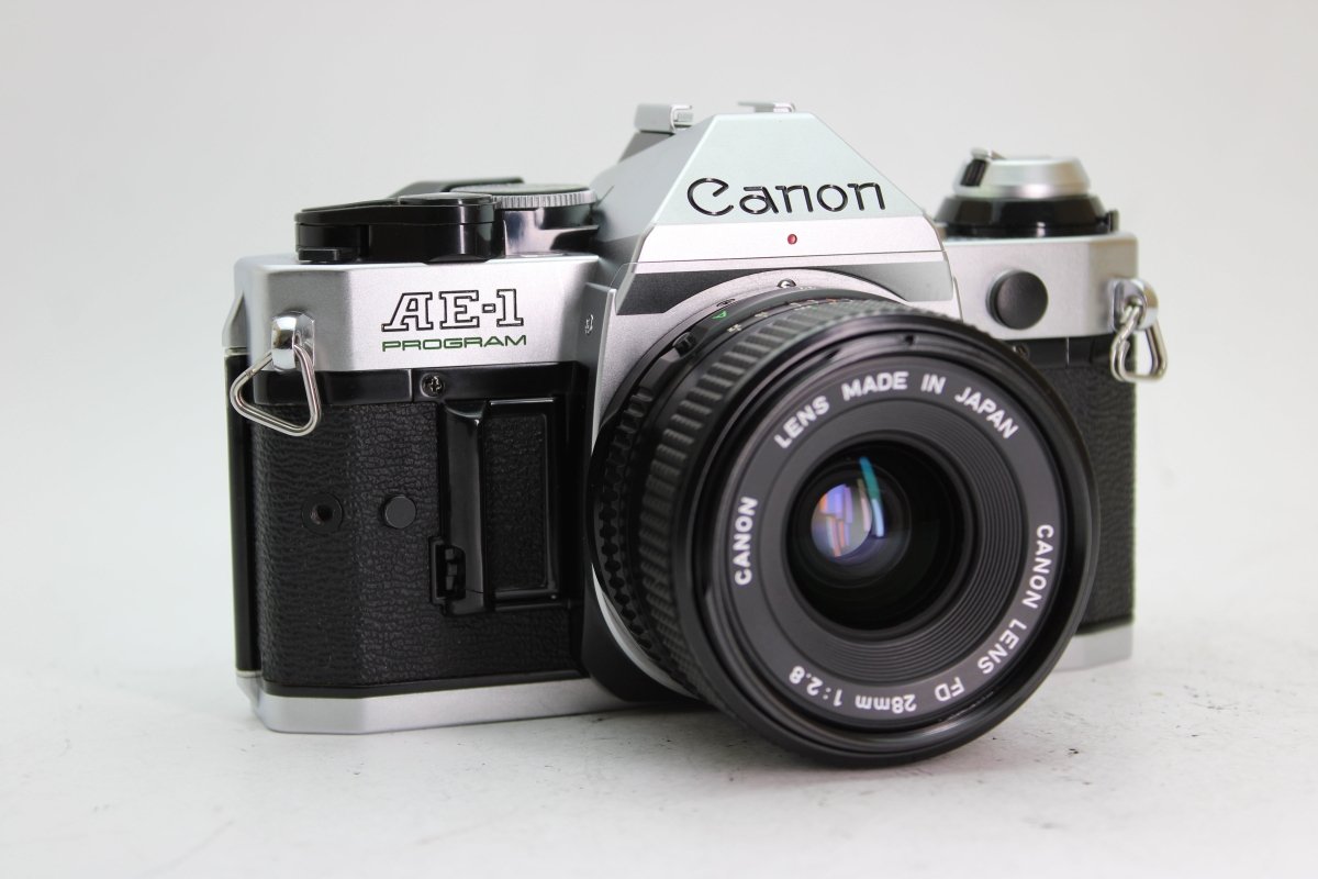 Canon AE-1 Program + 28mm f2.8 - Canon
