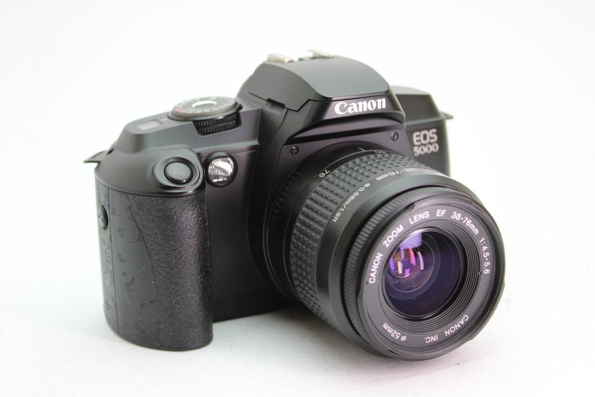 Canon EOS 5000 + 38 - 76mm f4.5 - 5.6 (#2602) - Canon