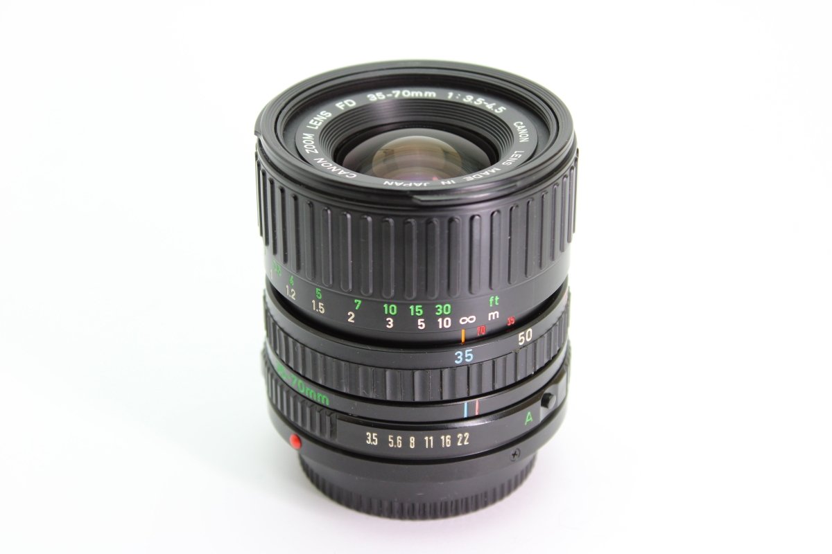 Canon FD 35 - 70mm f3.5 - 4.5 (#3013) - Canon