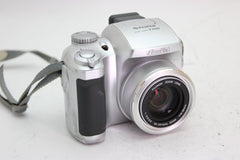 Fujifilm Finepix S3000 (#2246) - Fujifilm
