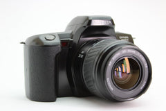 Minolta Dynax 303si + 35-80mm Minolta AF f4-5.6 Lens (#2326) - Minolta