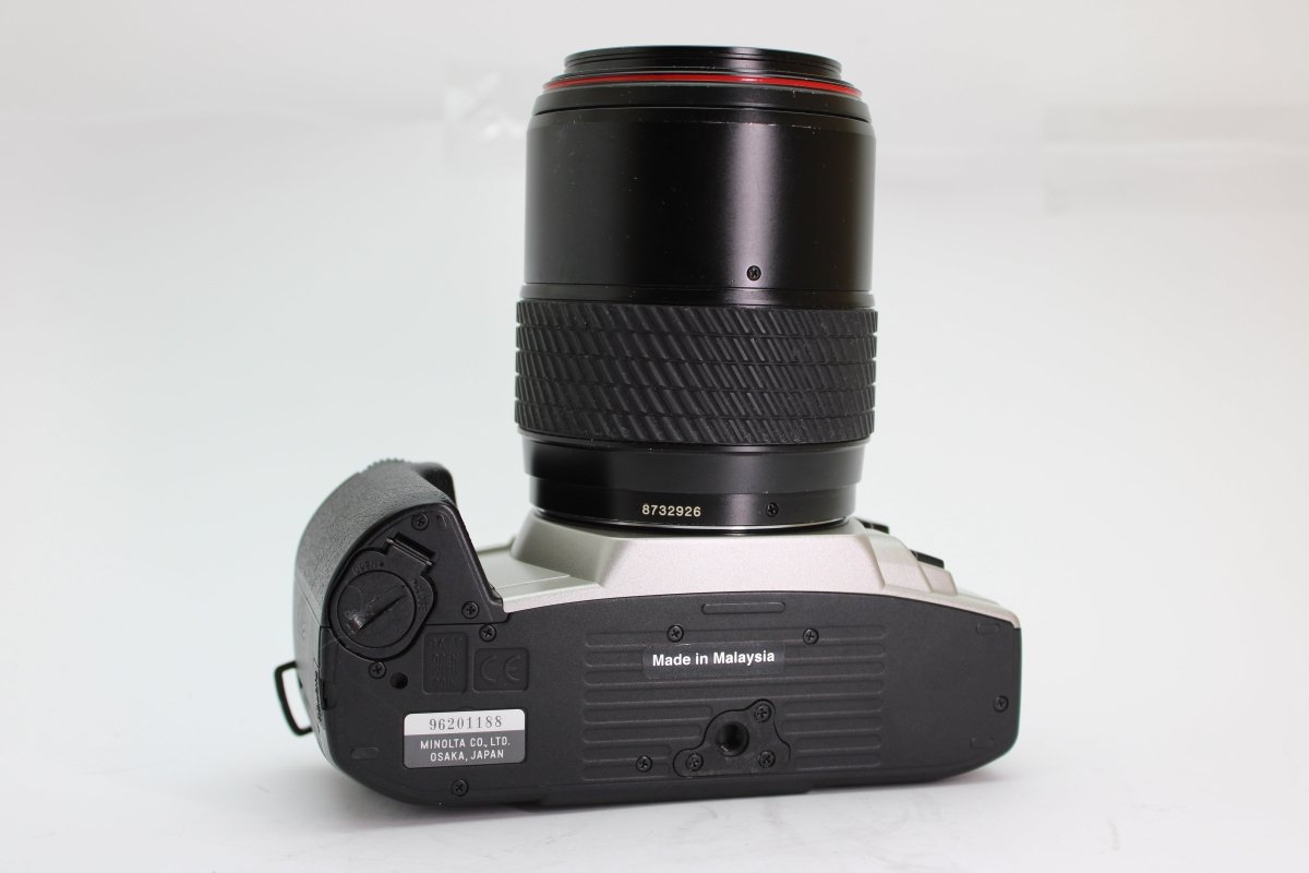 Minolta Dynax 404si + 70-210mm Tokina AF f4-5.6 Lens (#2335) - Minolta