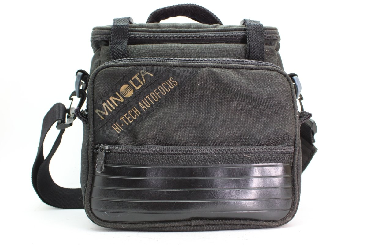 Minolta Hi-Tech Autofocus Camera Bag (#2216) - Minolta