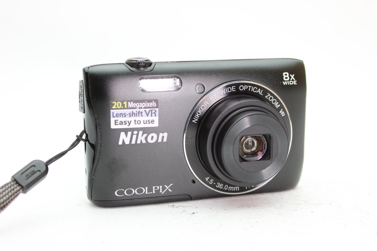 Nikon Coolpix S3700 #1921 - Nikon