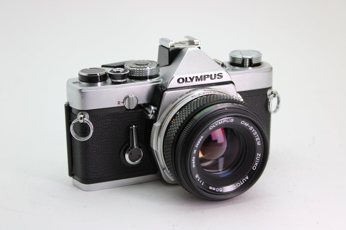 Olympus OM - 1 + 50mm f1.8 (#2641) - Olympus