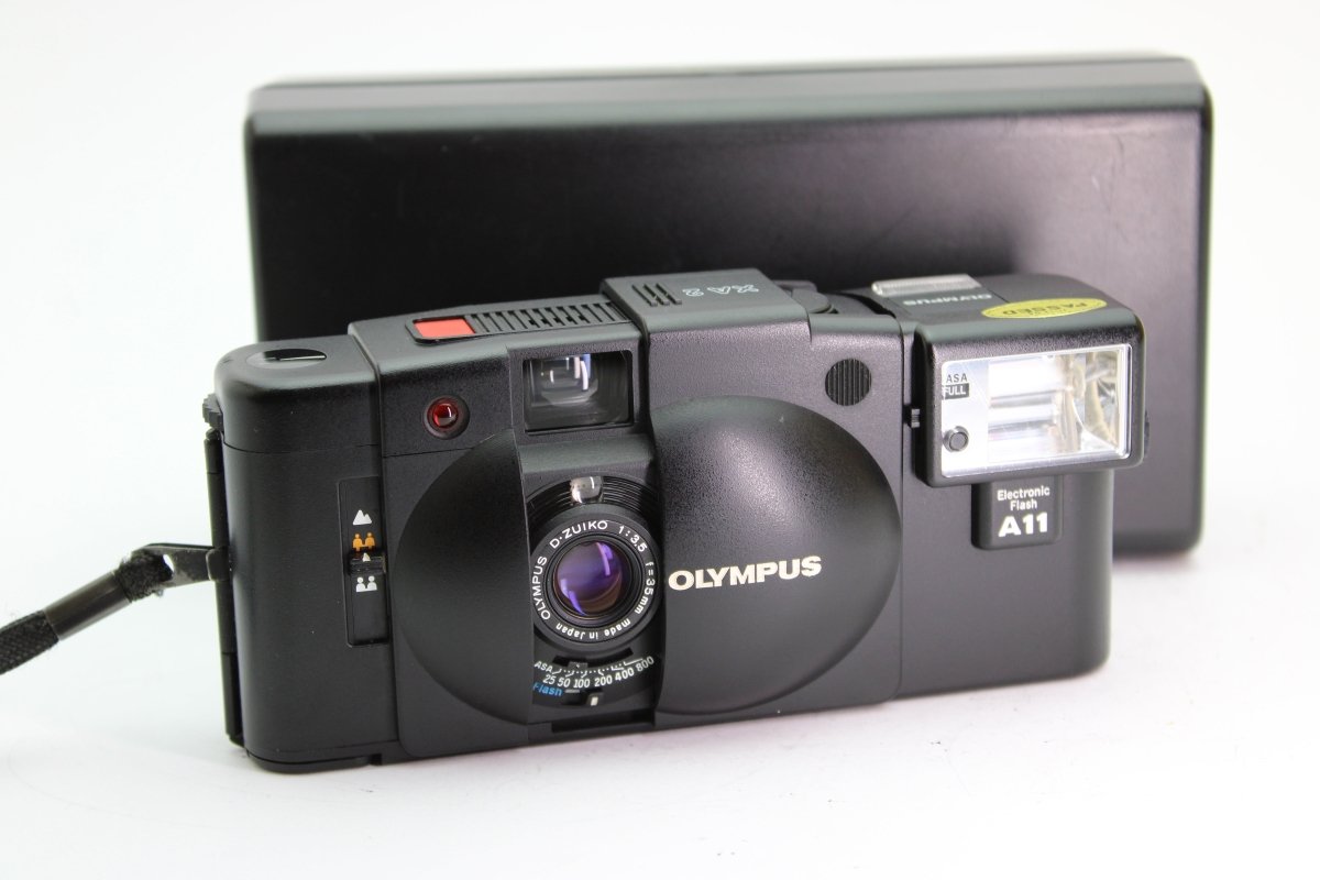 Olympus XA2 + A11 Flash (#2609) - Olympus