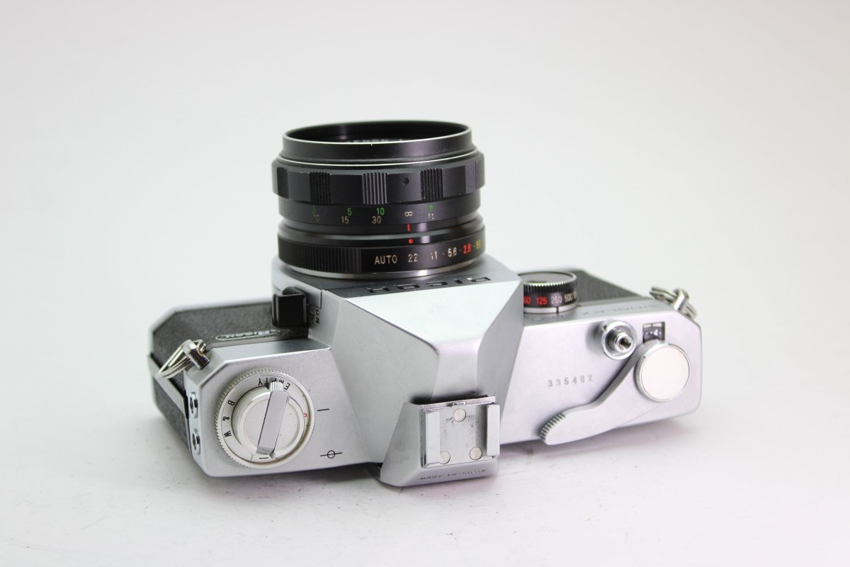 Ricoh Singlex TLS + 55mm f2.8 (#2647) - Ricoh