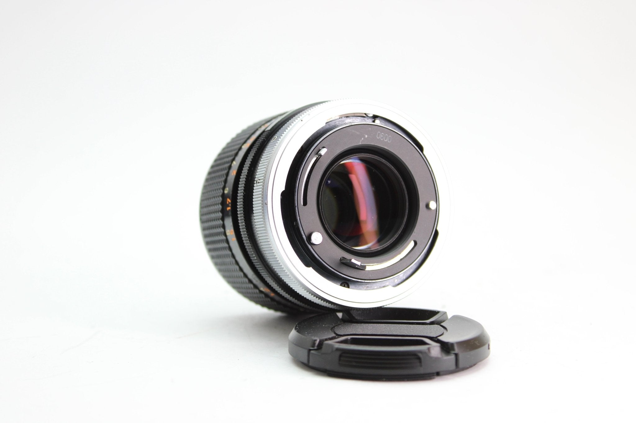 Canon FD 100mm f/2.8 - Canon