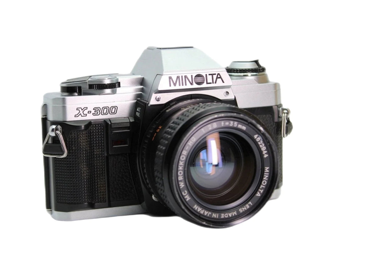 Minolta X-300 + 35mm f/2.8 - Minolta