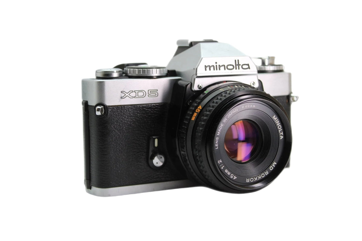 Minolta XD 5 + 45mm f/2 - Minolta