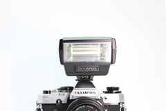 Olympus T32 - Olympus - Hot Shoe