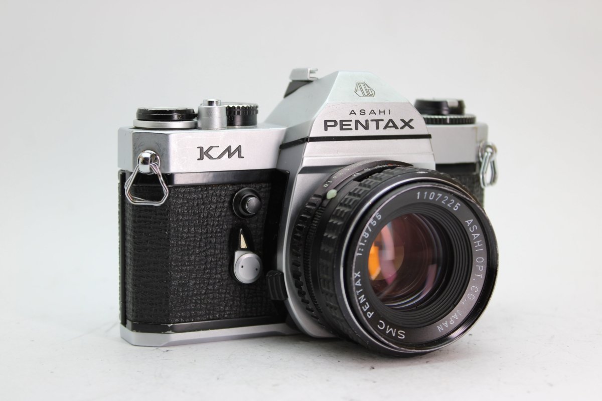 Pentax KM + 55mm f1.8 - Pentax