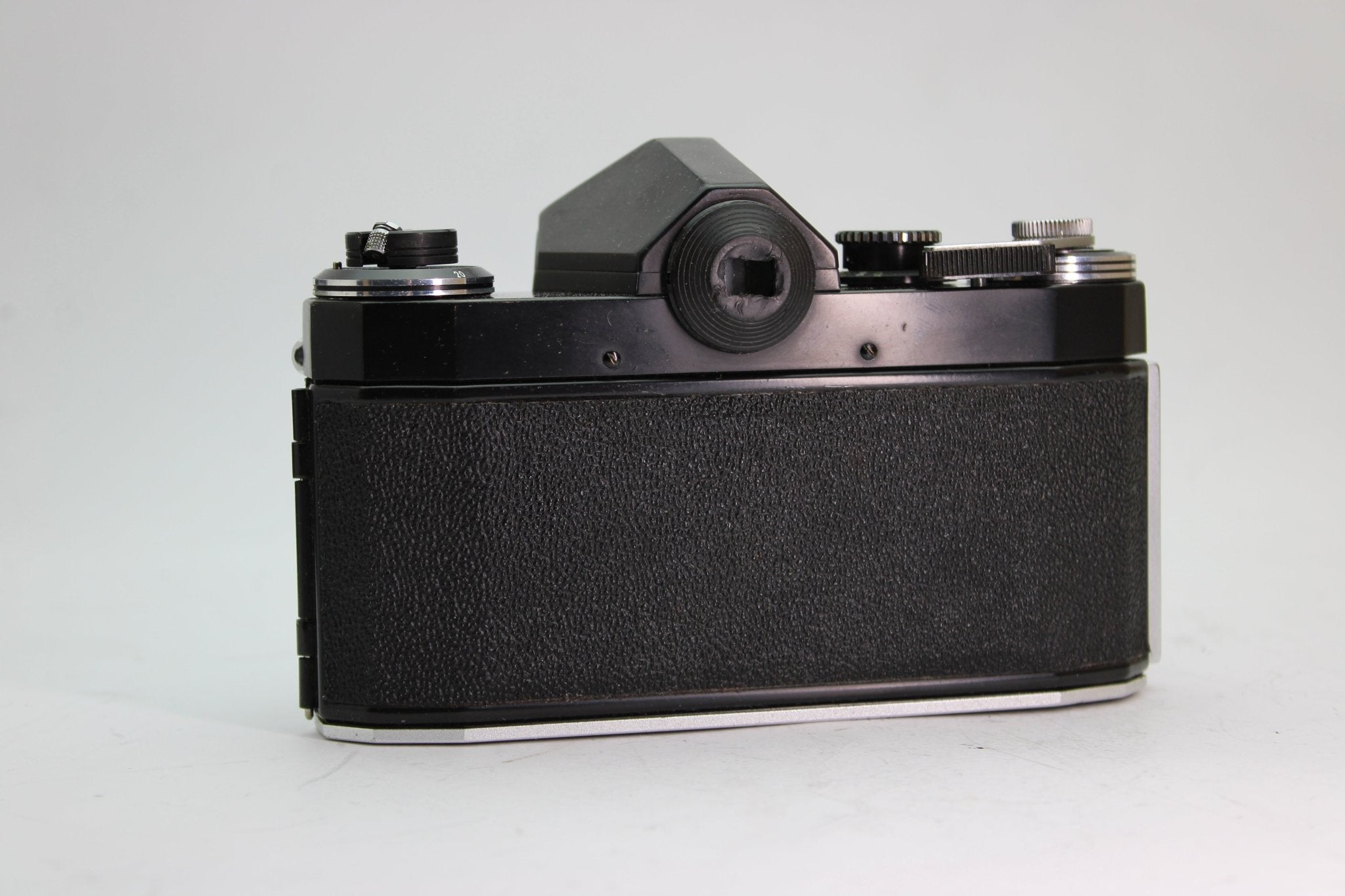 Pentor Super TL + 29mm f/2.8 - Pentor